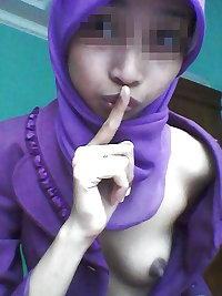 indonesia-cewek jilbab ungu