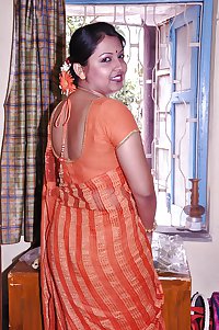 Bangla Housewife