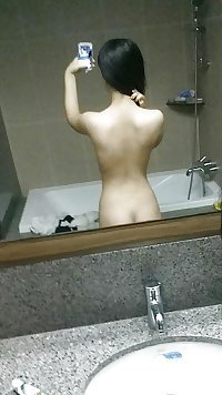 Korean girl takes self pics